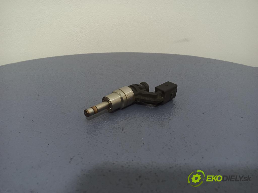 Volkswagen Golf 2004 vstrek 03C906036A