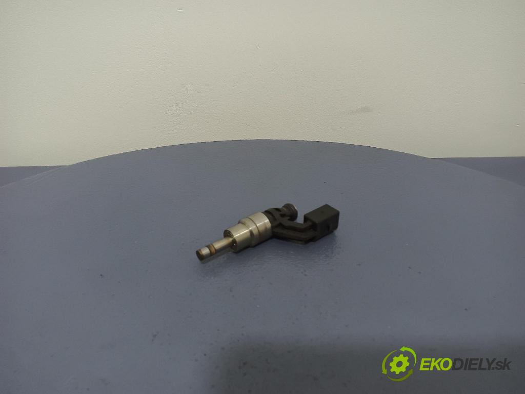 Volkswagen Golf 2004 vstrek 03C906036A