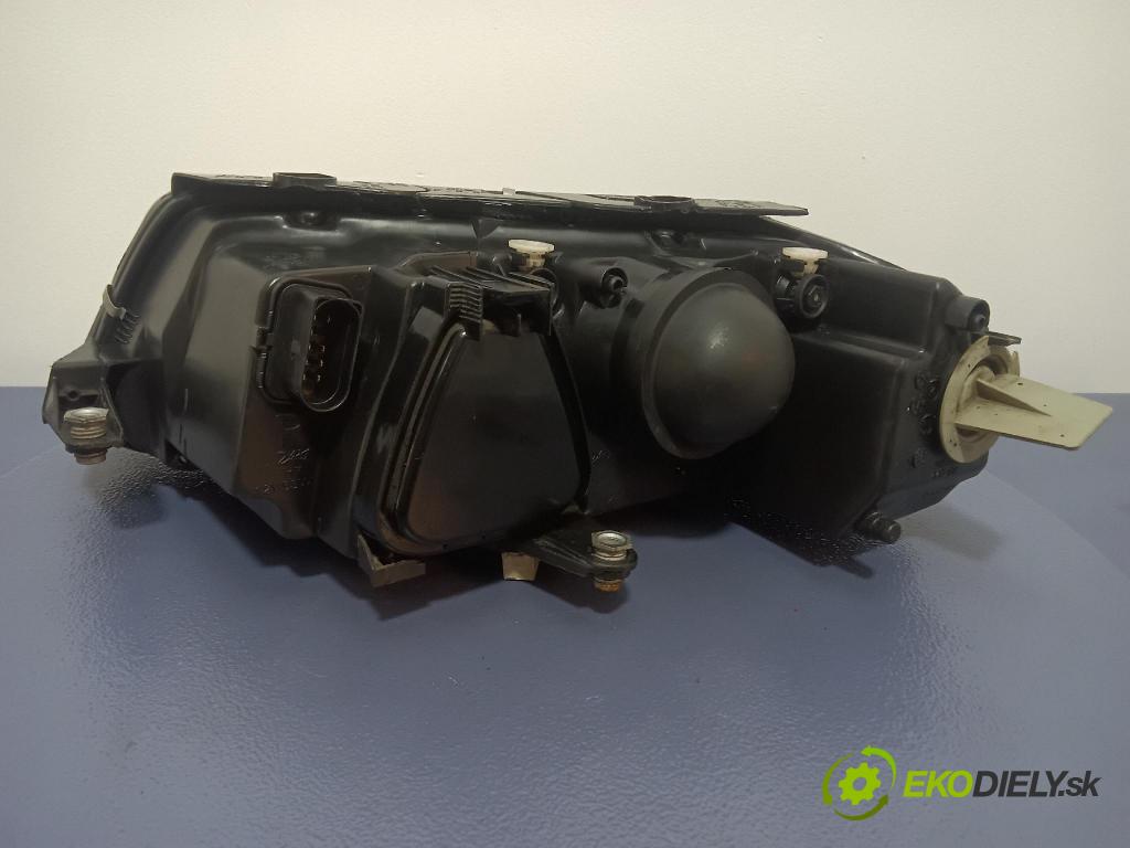 Volkswagen Passat 2002 Reflektor: v pravo: 341-1109R
