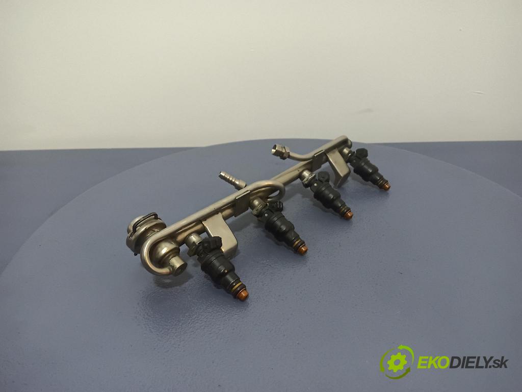 Audi A4 1996 lišta Dodávka: 058133551A