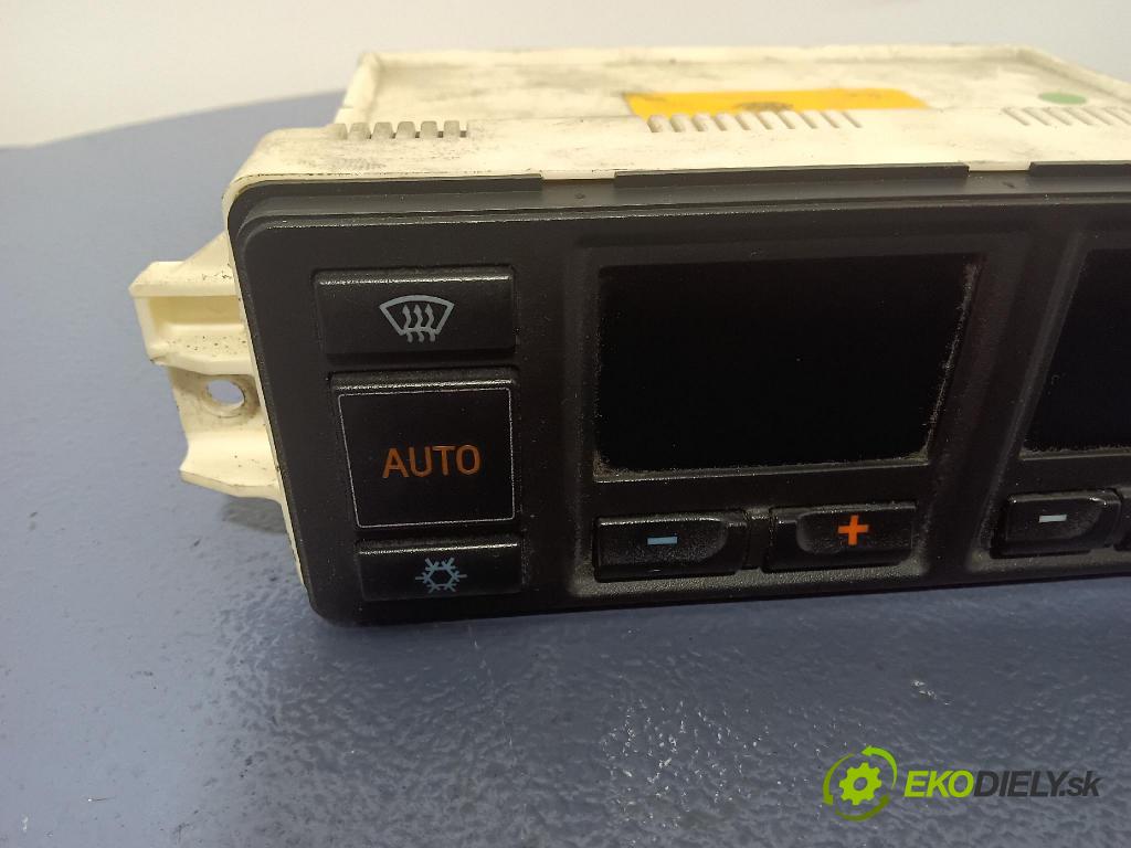 Audi A4 1996 prepínač Klimatizácia: Prúd vzduchu: 8D0820043H