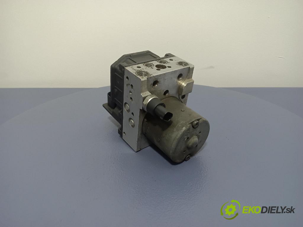 Toyota Avensis 2003 čerpadlo ABS x 44540-05030