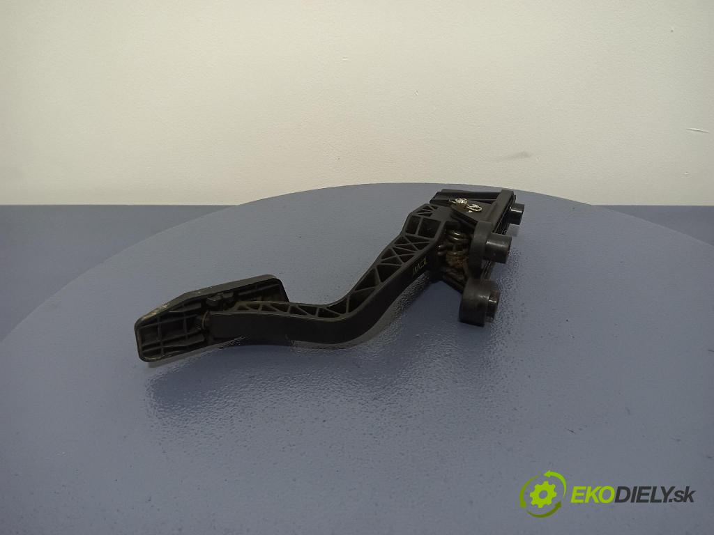 Hyundai Tucson 2008 pedal Plyn: 32726-2E301