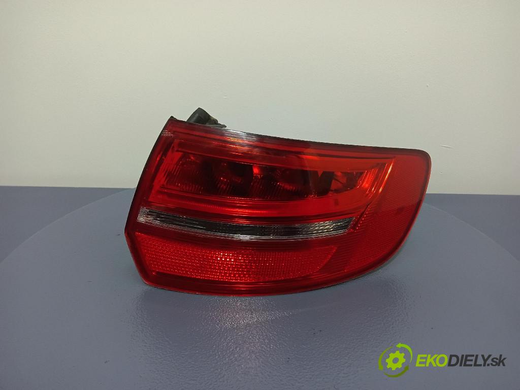 Audi A3 2008 světlo Zad: Práva: Mimo: 8P4945096E