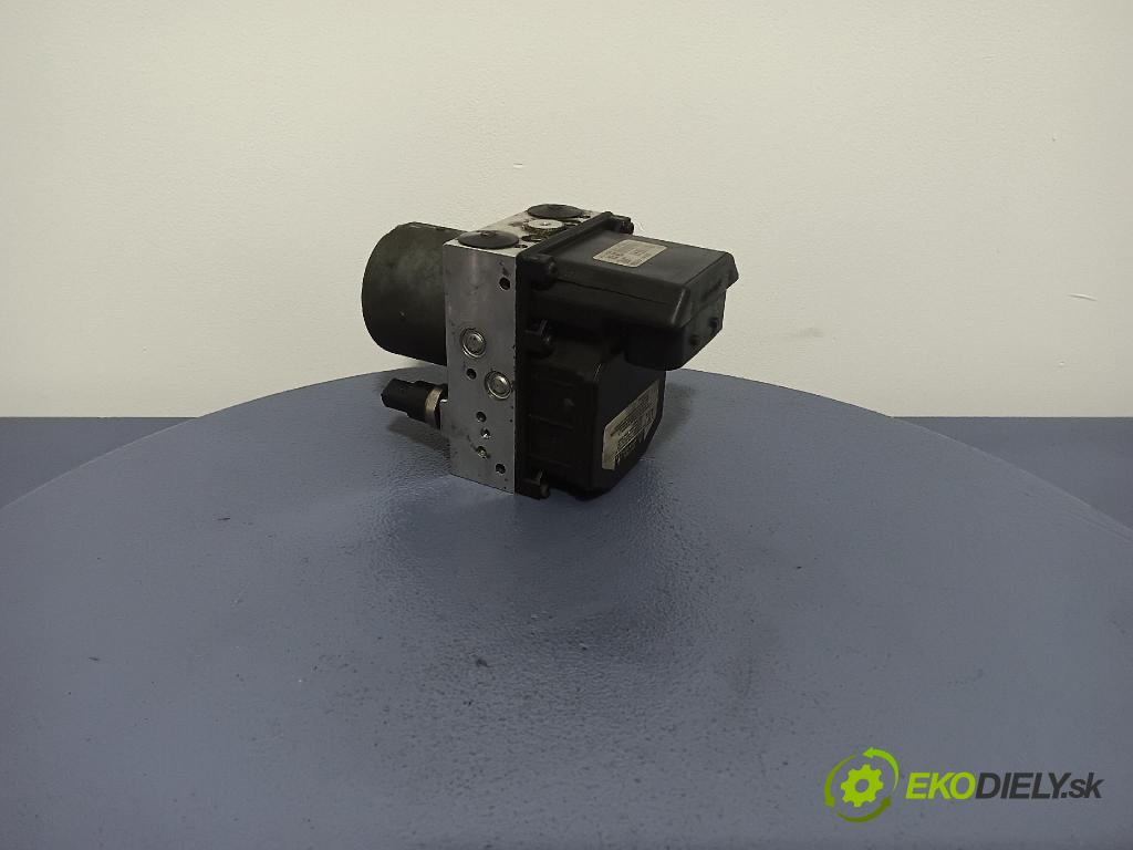 Toyota Avensis 2007 čerpadlo ABS x 44540-05050