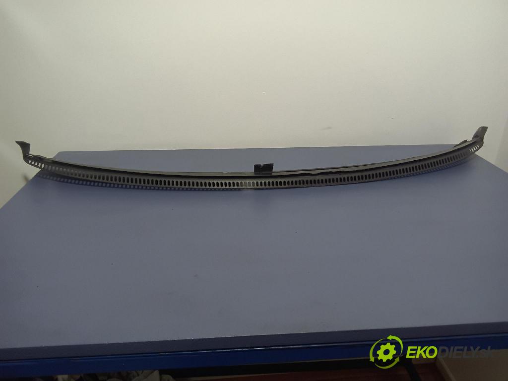 Volkswagen Passat 2004 torpédo 3B1819415E