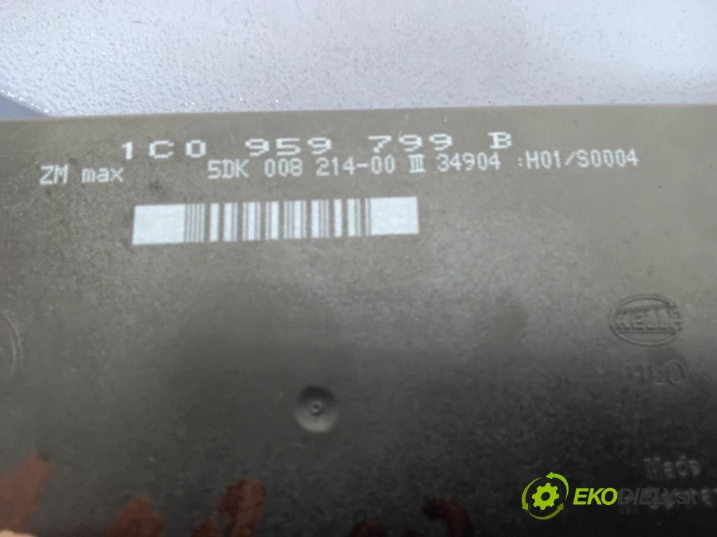 Volkswagen Passat 2004 řídící jednotka Komfortu 1C0959799B