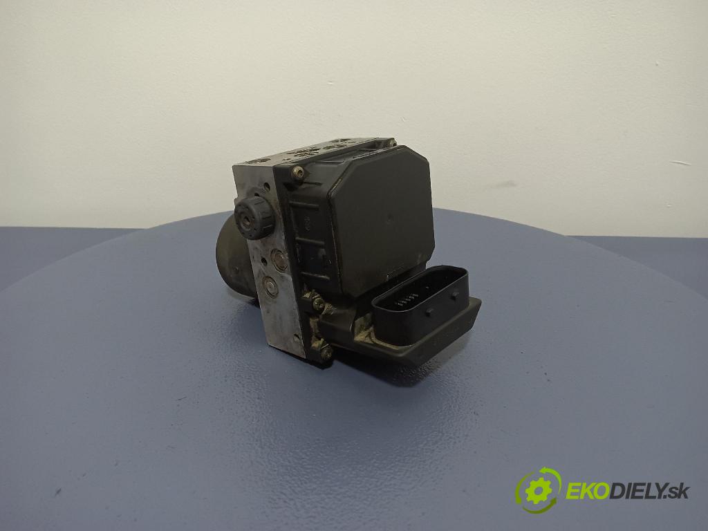 Audi A4 2000 čerpadlo ABS x 8E0614517