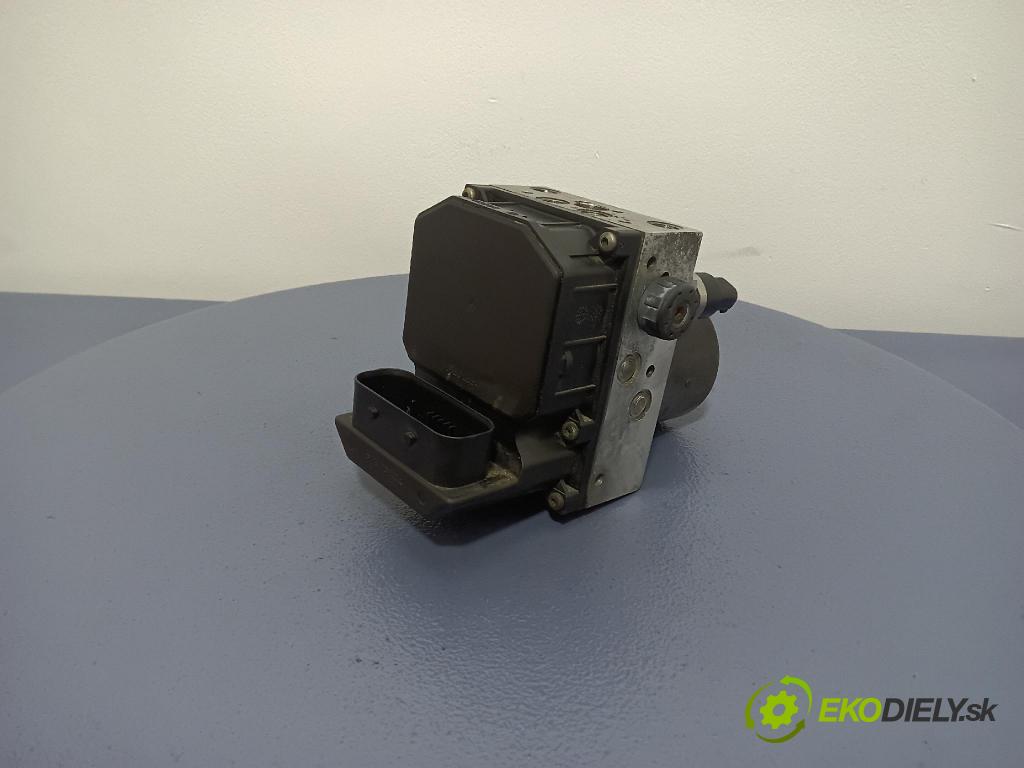 Audi A4 2000 čerpadlo ABS x 8E0614517