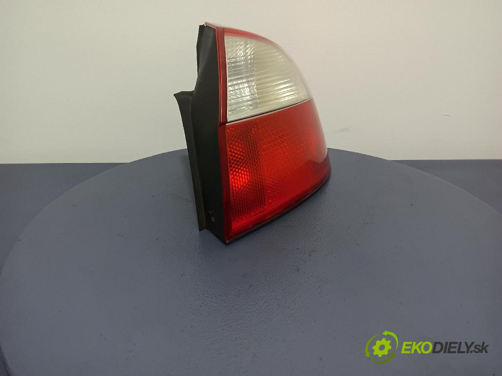 Audi A4 2000 světlo Zad: Práva: Mimo: 8E0945096
