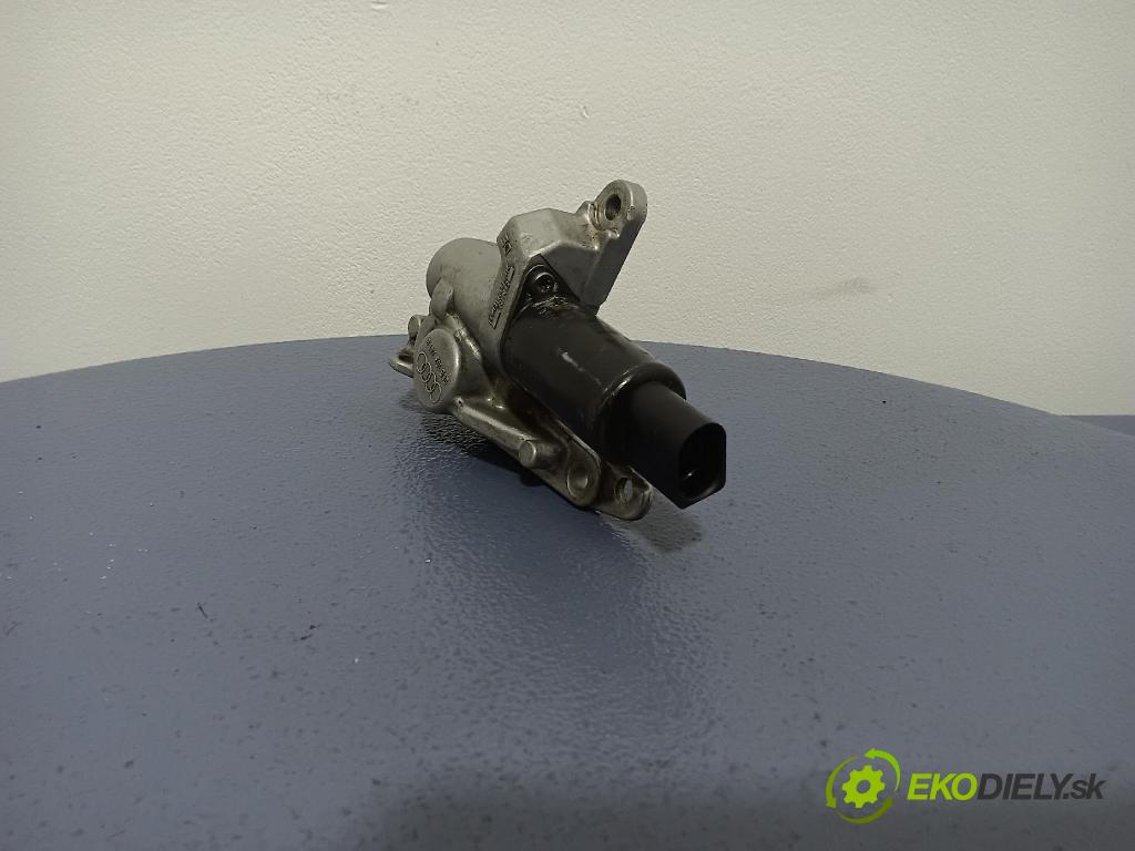 Audi A4 2000 Napínák Načasování 06B103741C