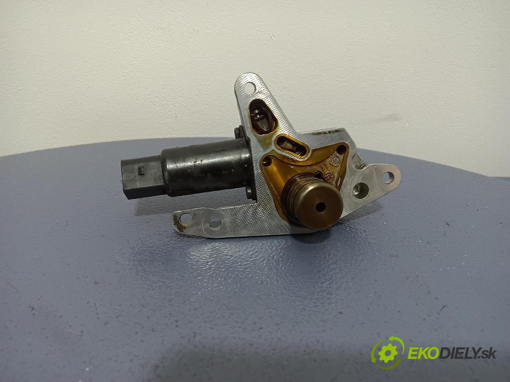 Audi A4 2000 Napínák Načasování 06B103741C