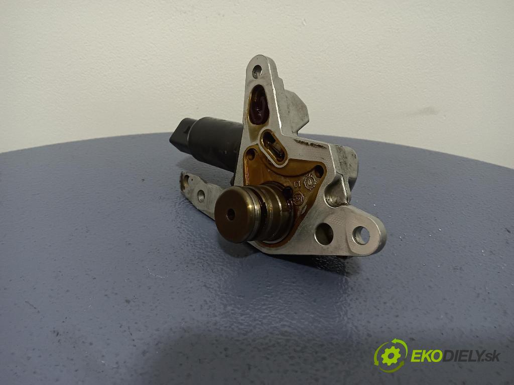 Audi A4 2000 Napínák Načasování 06B103741C
