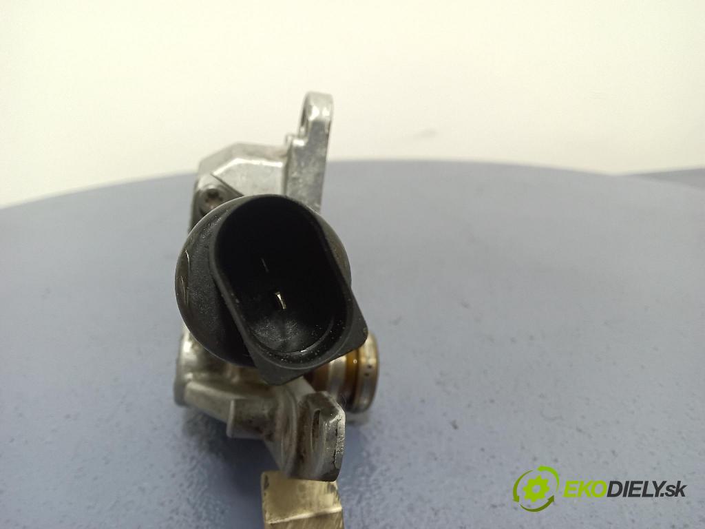 Audi A4 2000 Napínák Načasování 06B103741C