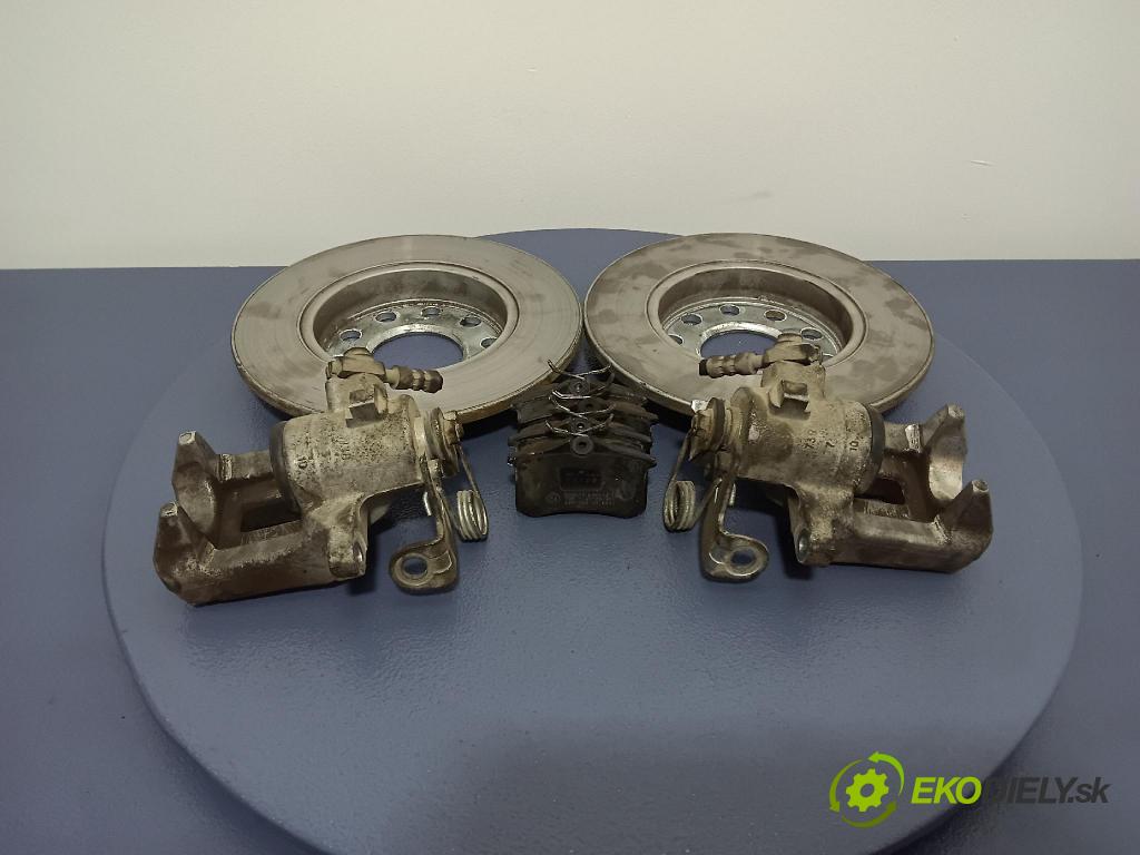 Audi A4 2000 Štít: Brzda: zadní 245 MM