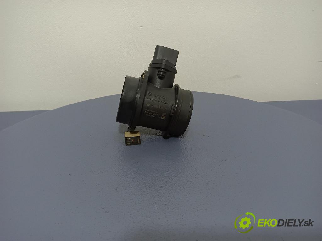 Volkswagen Passat 2004 váha vzduchu 0280218371