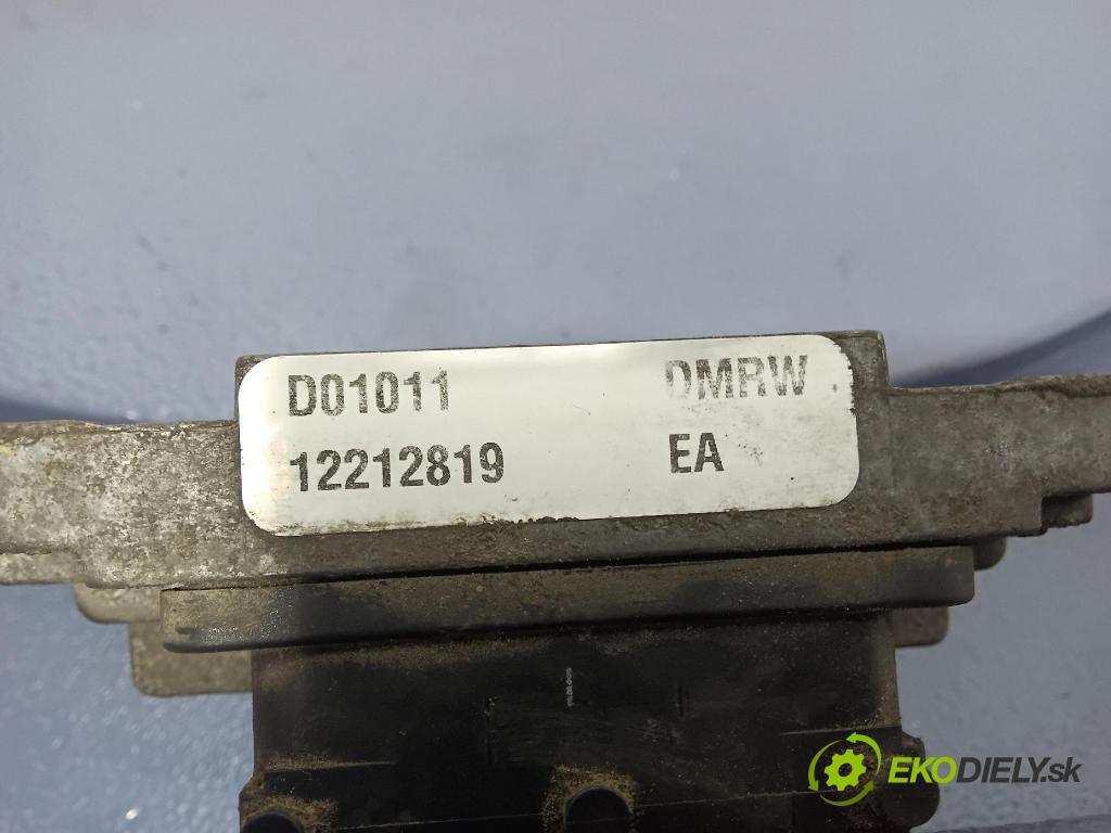 Opel Astra 2003 řídící jednotka Motor: 12212819
