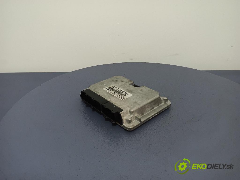 Audi A4 1998 řídící jednotka Motor: 038906018R