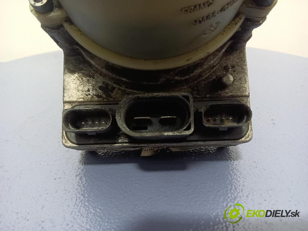 Volkswagen Polo 2002 čerpadlo Asistence: Manažeři 6Q0423155AD