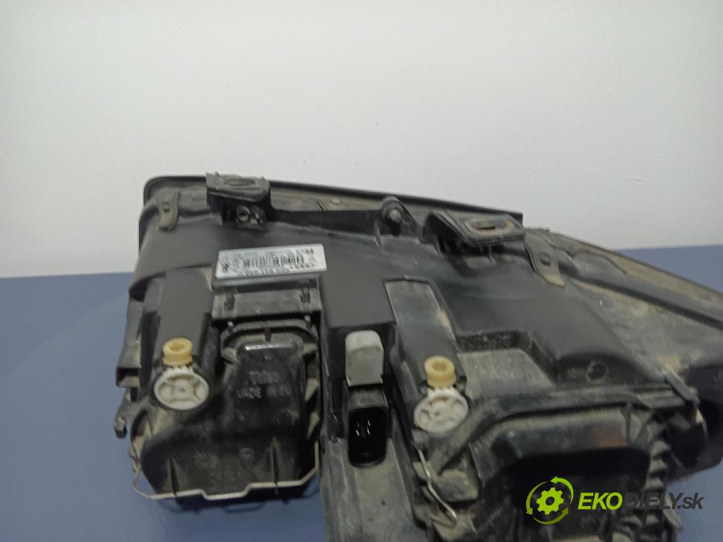Audi A4 2003 světlo Levý: 8E0941030C