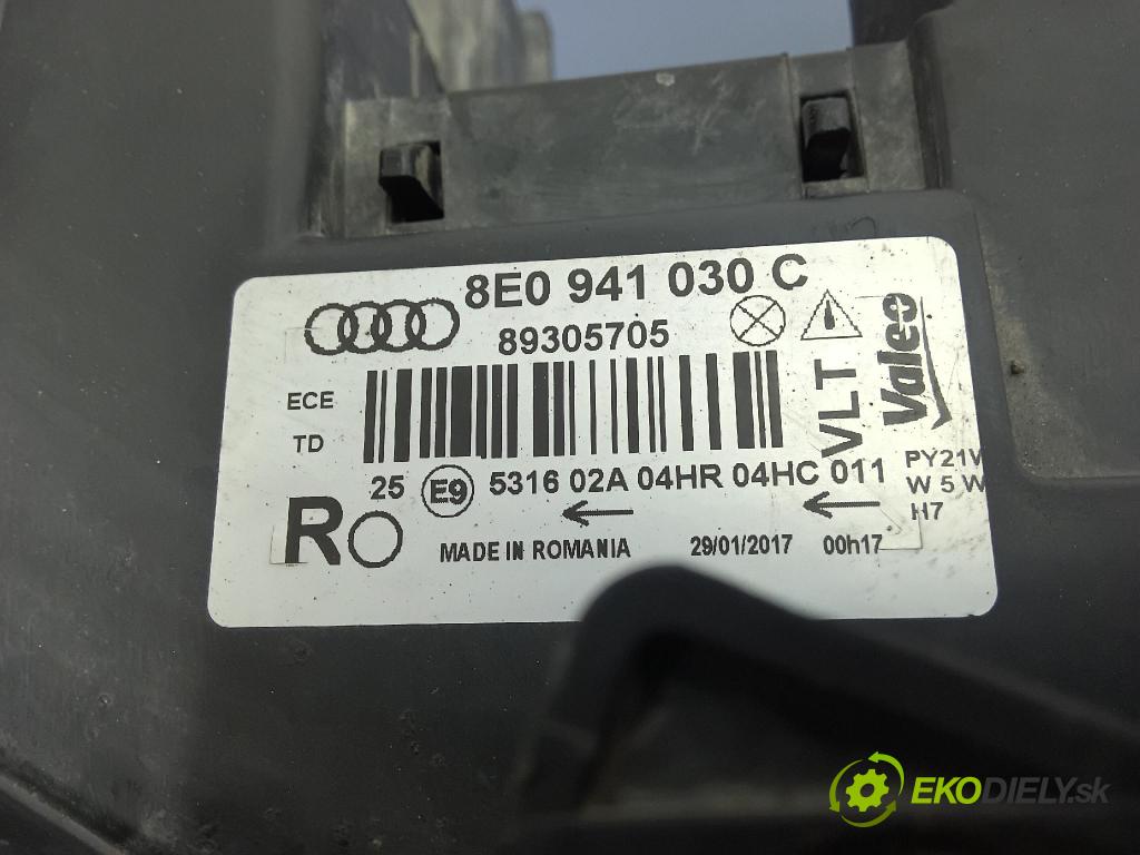 Audi A4 2003 světlo Levý: 8E0941030C