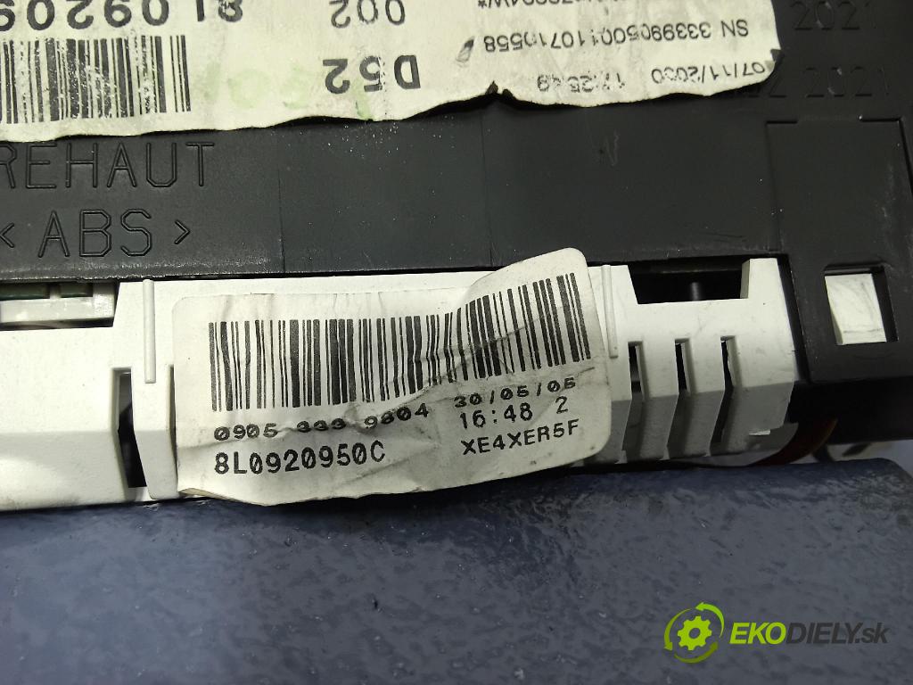 Audi A3 2000 Přístrojová deska 8L0920950C
