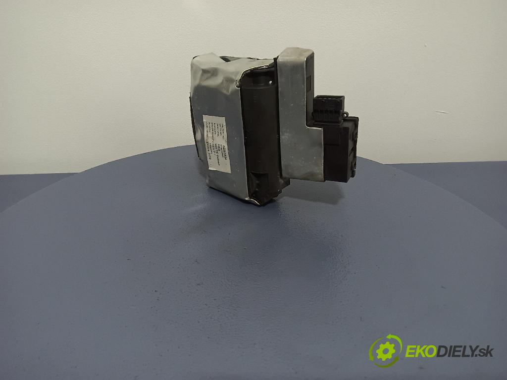 Opel Vectra 2005 zámok Klapky: kufra: 24467824