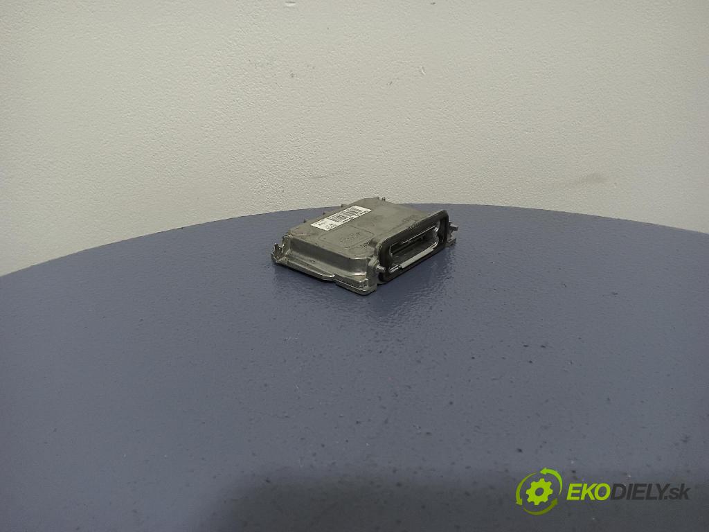 Opel Vectra 2005 střídač: 89034934