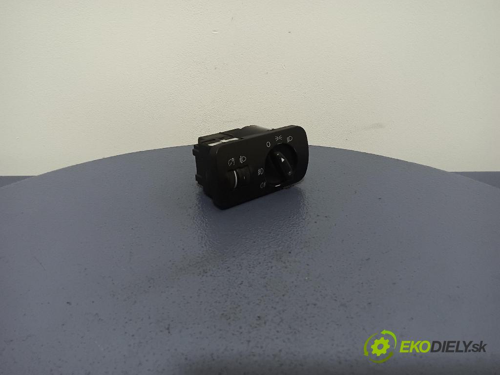 Audi A3 2000 prepínač svetiel 8L1941531G