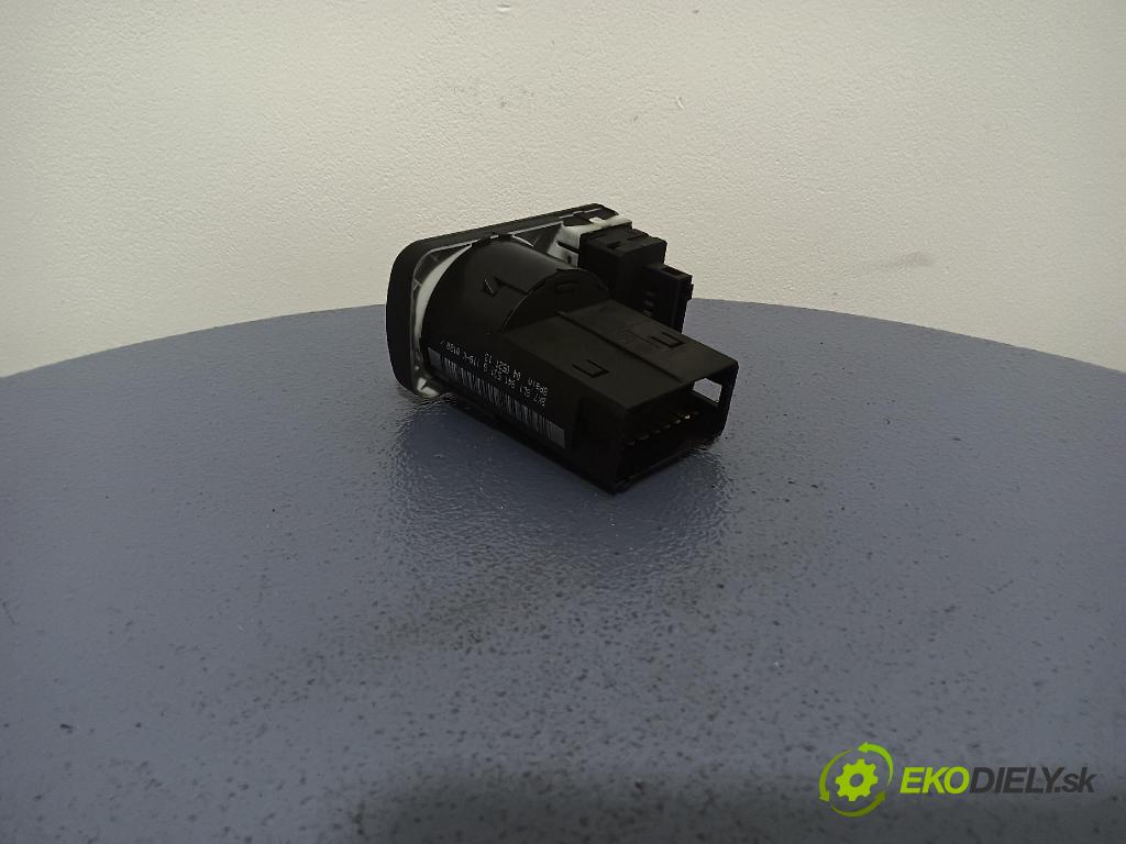 Audi A3 2000 prepínač svetiel 8L1941531G