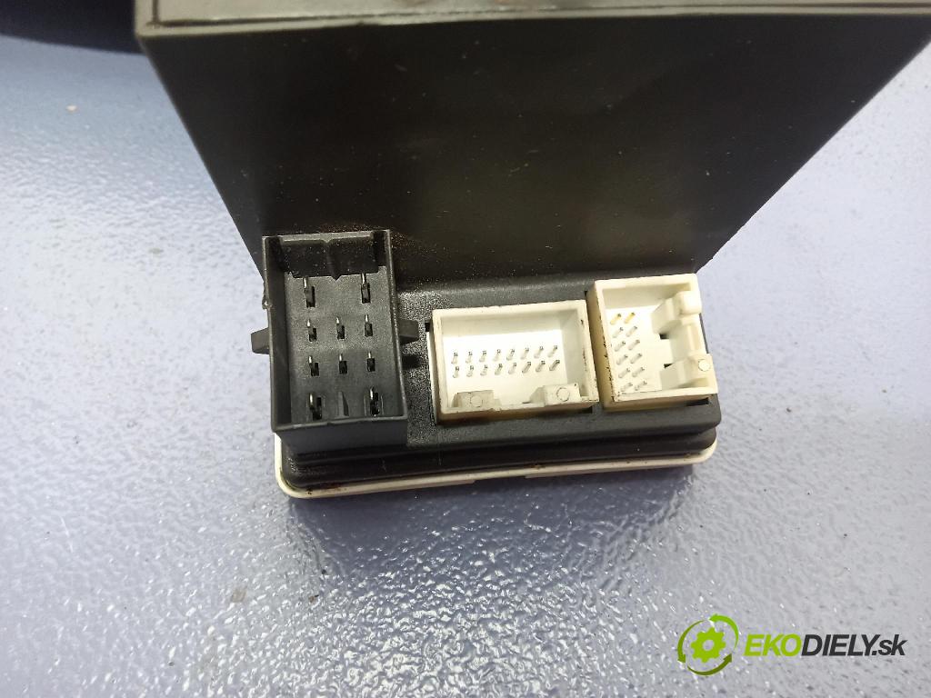 Audi A3 2001 čerpadlo Centrální Zámek 8D0862257C