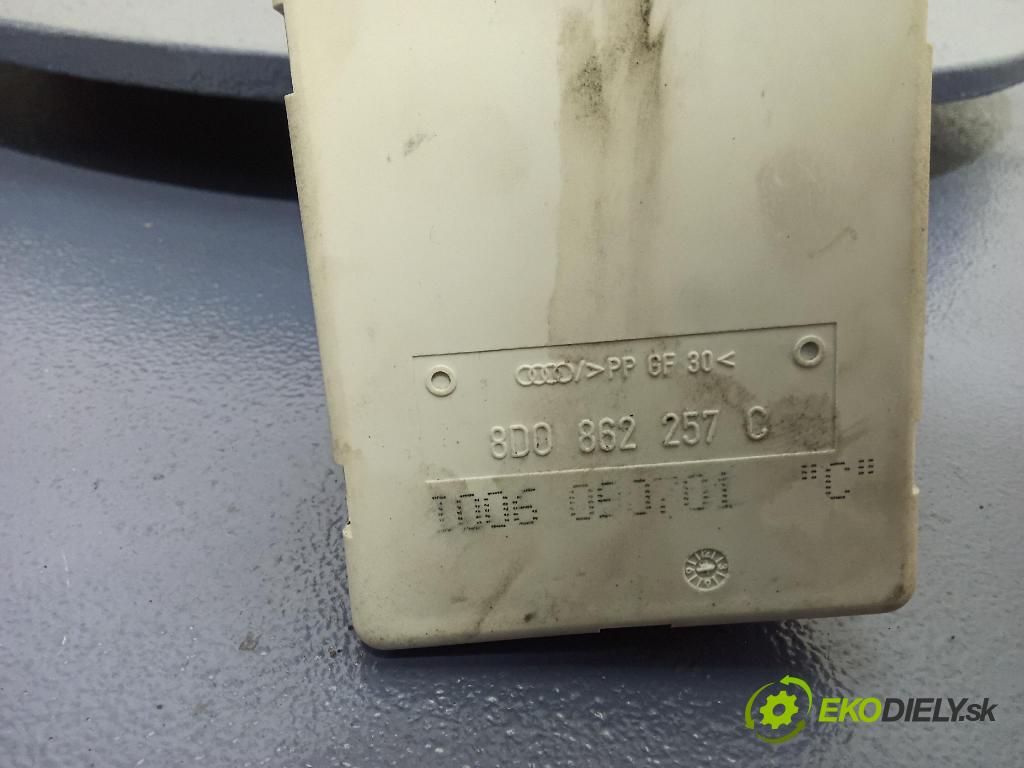 Audi A3 2001 čerpadlo Centrální Zámek 8D0862257C