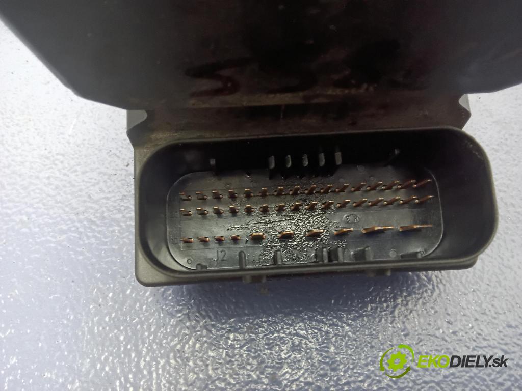 Toyota Avensis 2003 čerpadlo ABS x 44540-05030