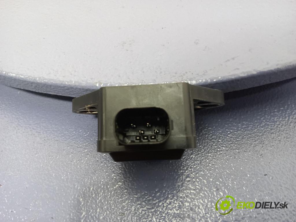 Toyota Avensis 2003 snímač ESP. 89183-05020