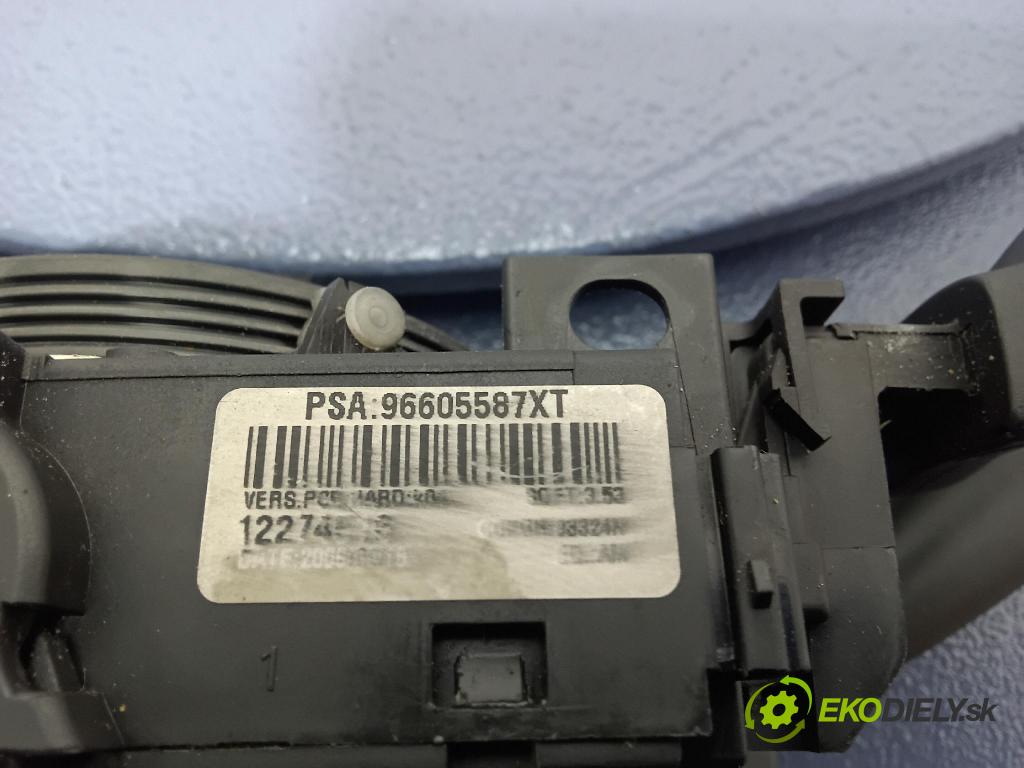 Peugeot 307 2006 Přepínač Komplex: 96605587XT