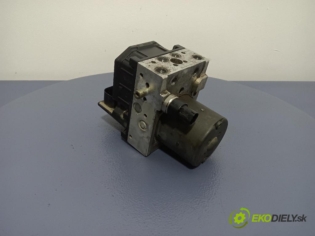 Audi A6 2002 čerpadlo ABS x 4B0614517G