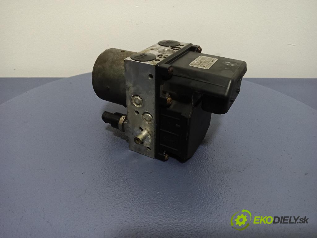 Audi A6 2002 čerpadlo ABS x 4B0614517G