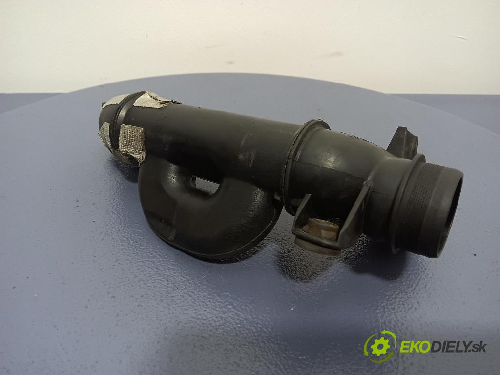 Citroen C5 2006 trubka Vzduch: 9657083380