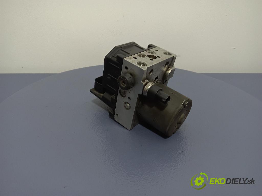 Audi A6 2002 čerpadlo ABS x 4B0614517G