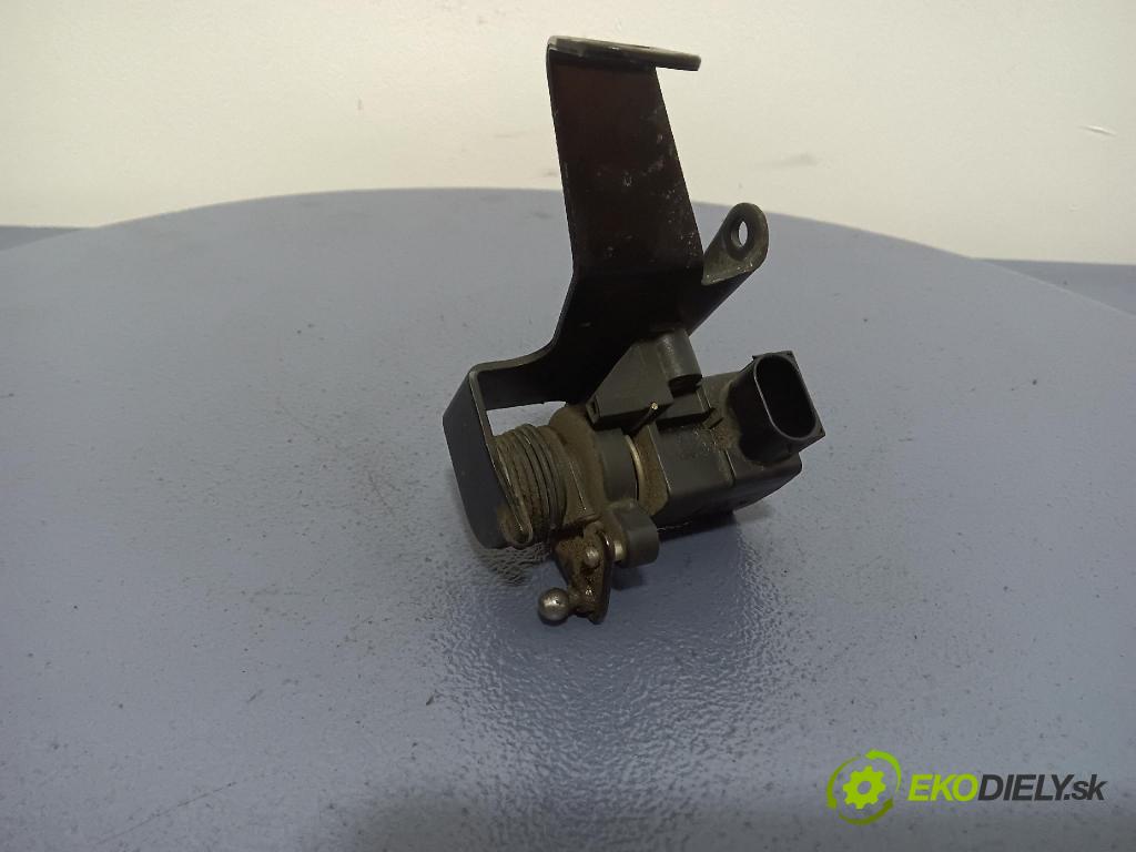 Mercedes-benz 210 1999 pedal Plyn: A0125423317