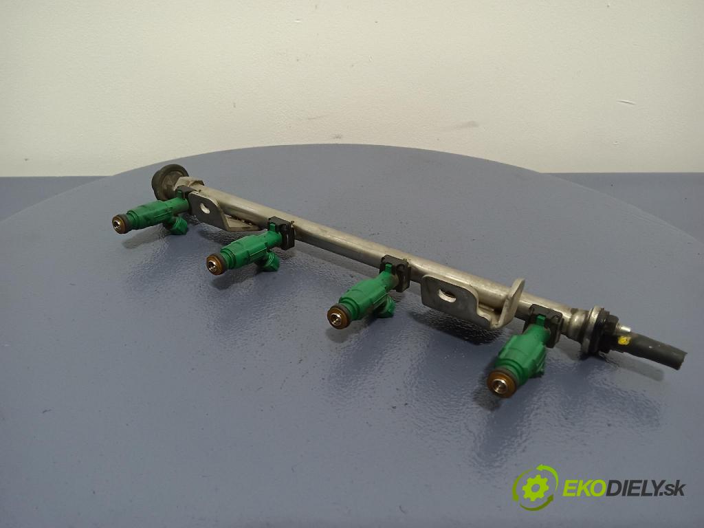 Hyundai Sonata 2005 lišta Zásobování 35310-25200
