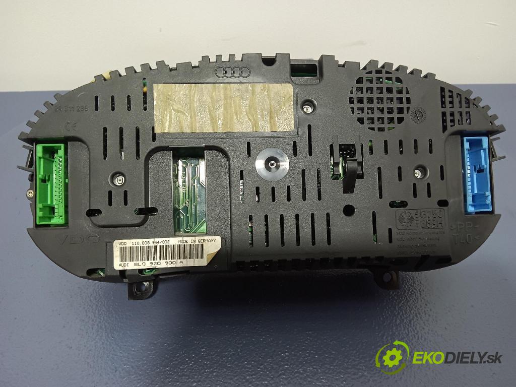 Audi A3 2001 Přístrojová deska 8L0920900A