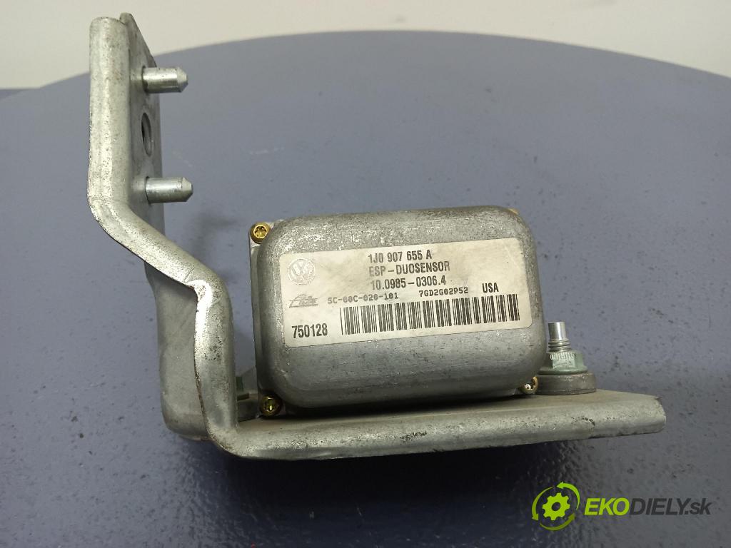 Volkswagen Golf 2002 snímač ESP. 1J1907637D