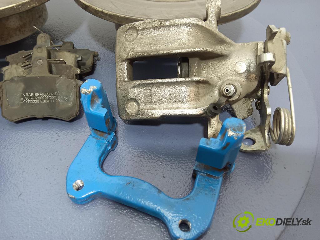 Audi A4 1997 Štít: Brzda: zadní 245 MM