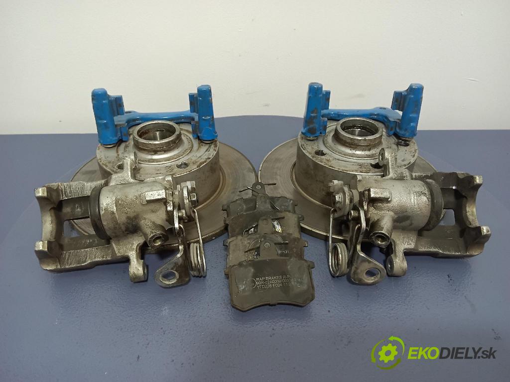 Audi A4 1997 Štít: Brzda: zadní 245 MM