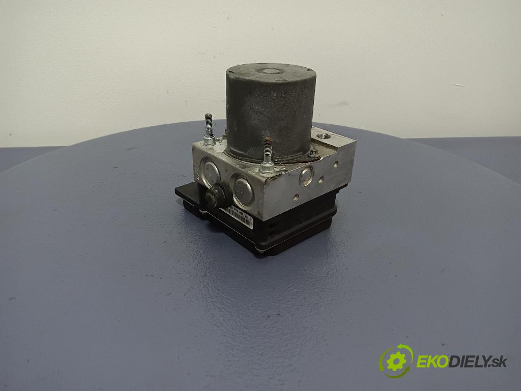 Audi A6 2007 čerpadlo ABS x 4F0614517T