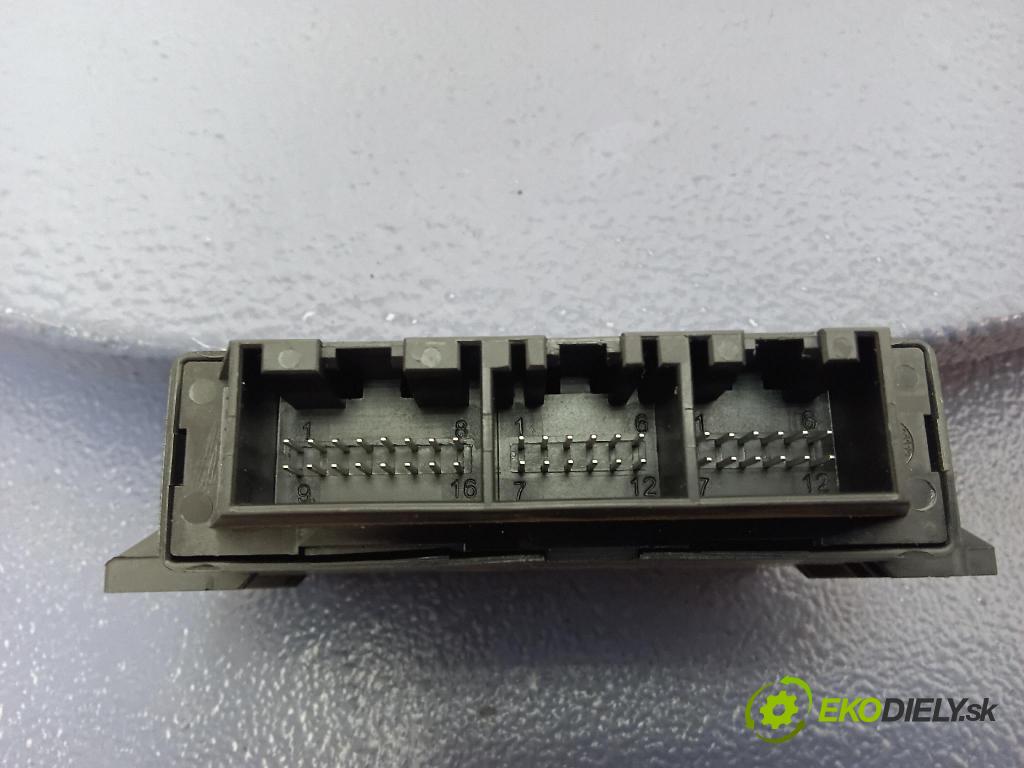 Audi A6 2007 řídící jednotka 4F0919283G