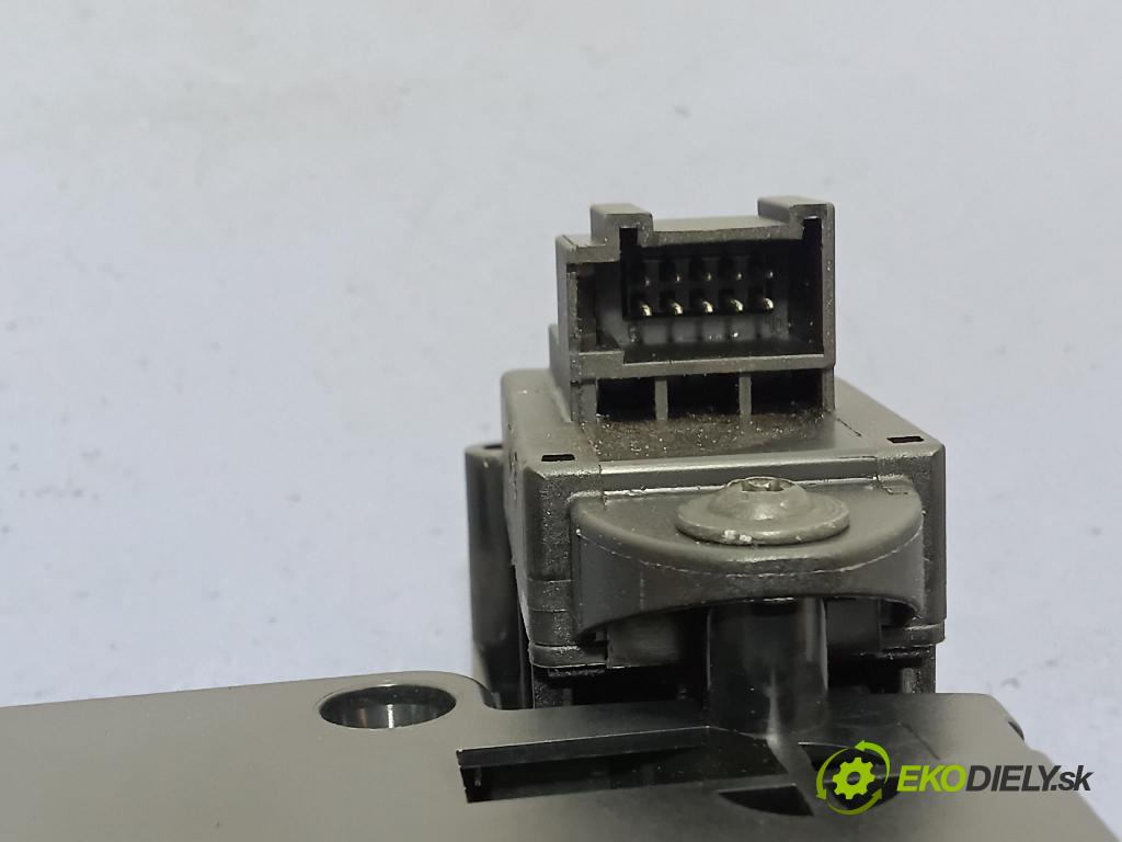Audi A6 2007 Radio I Navigace: 4F1919611M