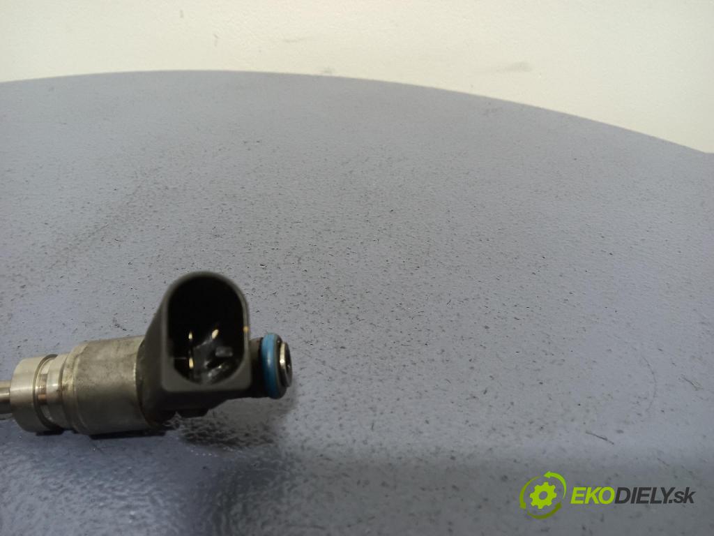 Audi A6 2007 vstřikovač 06E906036E