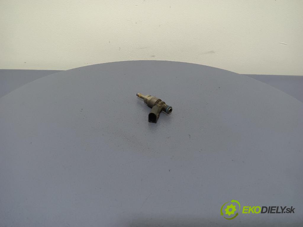 Audi A6 2007 vstřikovač 06E906036E